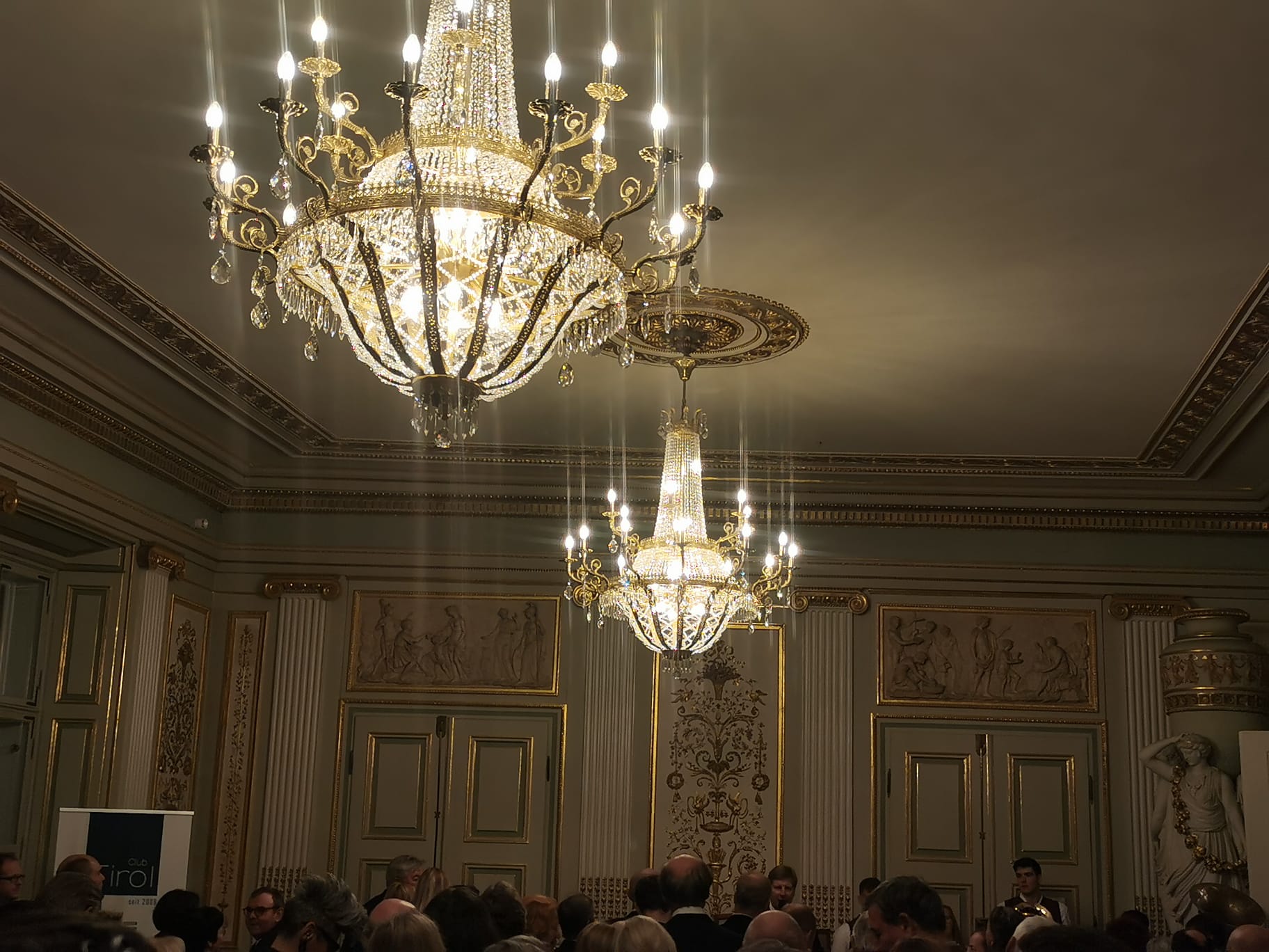 whatsapp_image_2025-12-02_at_09.08.34_4_002_